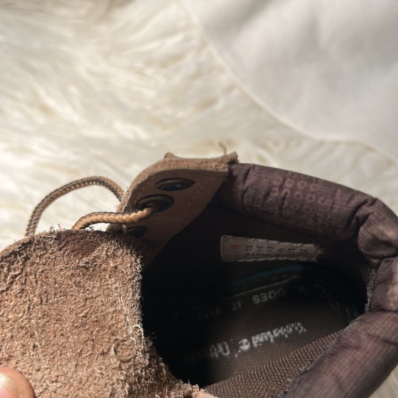 Timberland® Waterproof toddler Boot size 5.5. - Picture 8 of 10